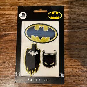 NWT Sealed Batman Iron On 3 Patch Set by BIOWORLD Bat Signal Cape Mask